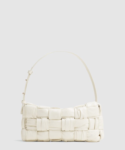 [BOTTEGA-보테가베네타]브릭 카세트백 717090