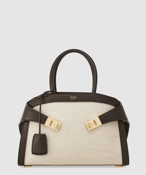 [FERRAGAMO-페레가모]허그 핸드백 (M) 216377